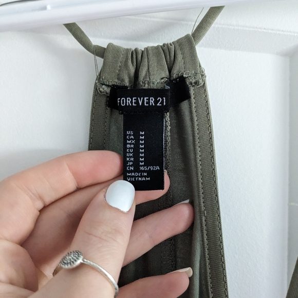 Dynamite Dress - Picture 2 of 2